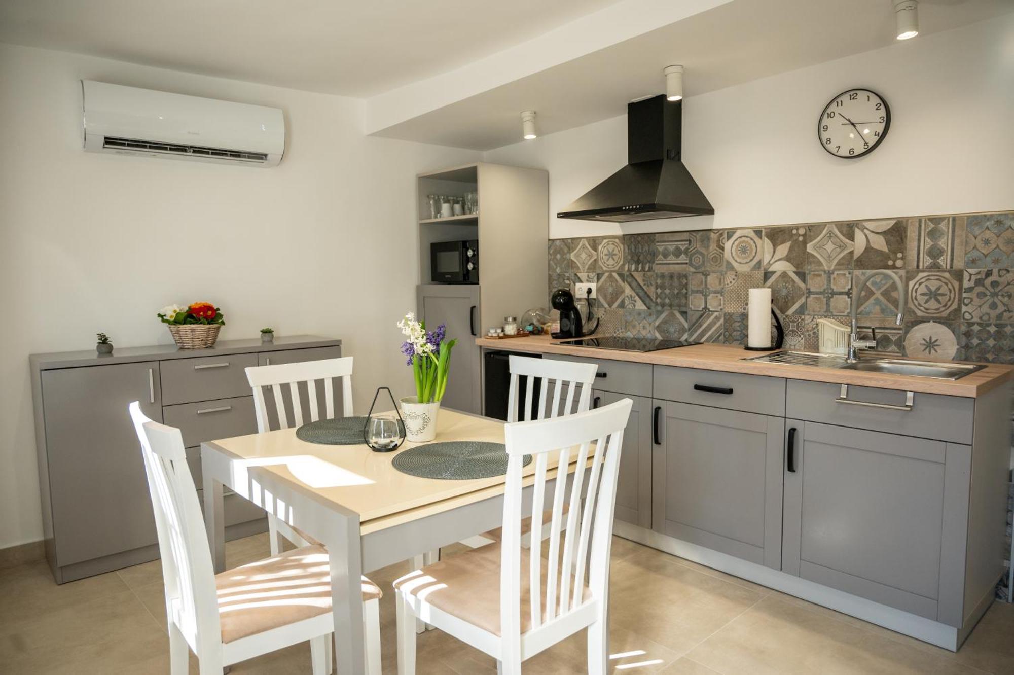 Tuenderkert Apartman غيولا المظهر الخارجي الصورة